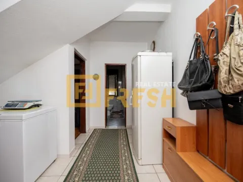 Prodaja, kuća, 150m², Stari Aerodrom, Podgorica - image 5