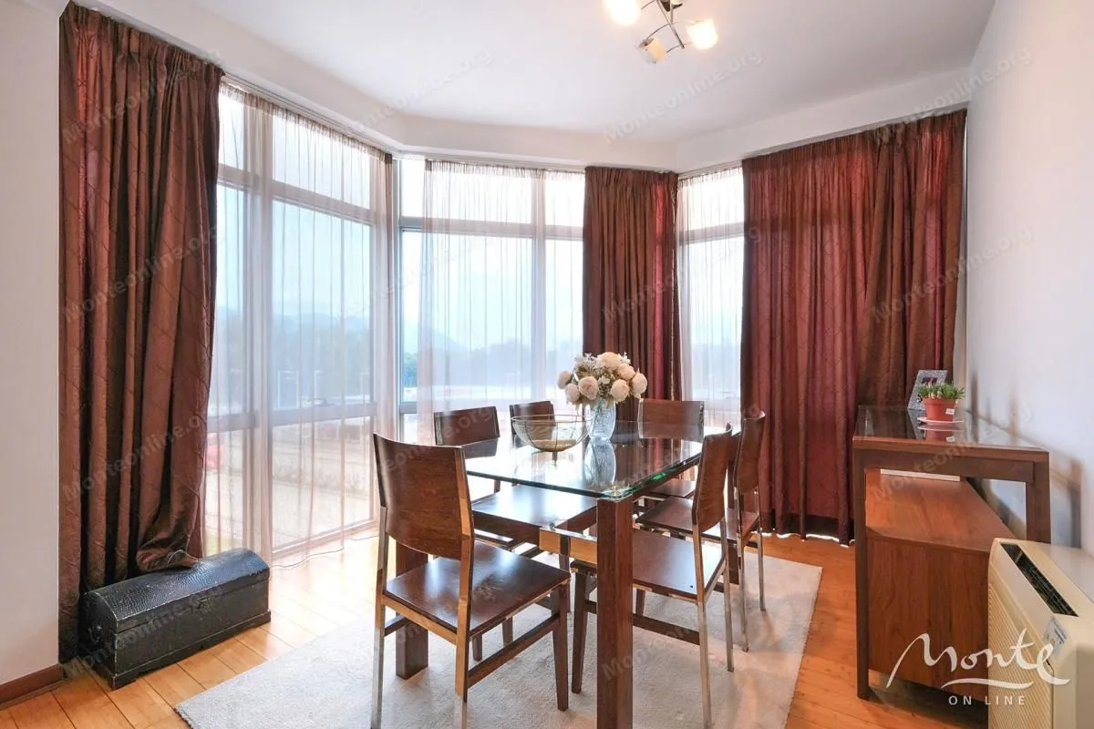 Sale, two bedroom apartment, 80m², Maine, Budva