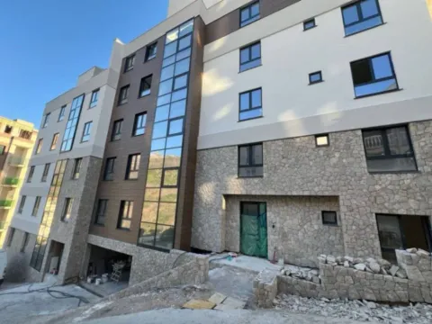 Sale, one bedroom apartment, 45m², Bečići, Budva