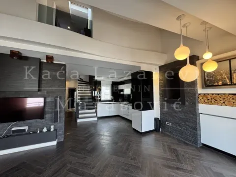 Stan in Vračar Sve Podlokacije