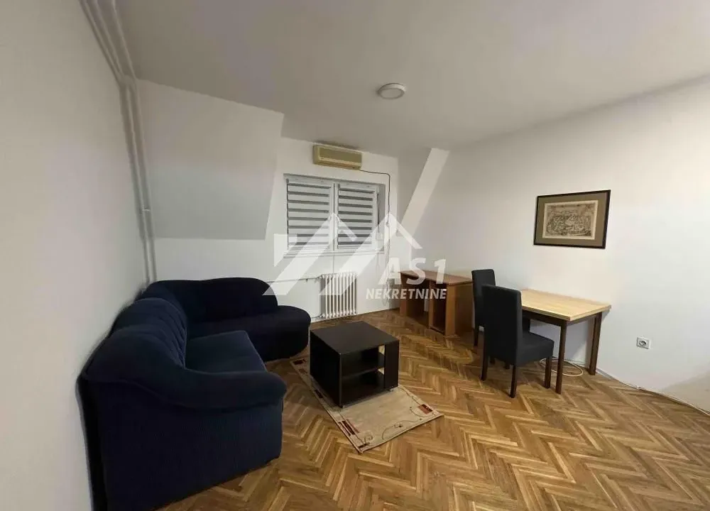 Izdavanje, dvosoban stan, 43m², Grbavica, Novi Sad Sve Podlokacije