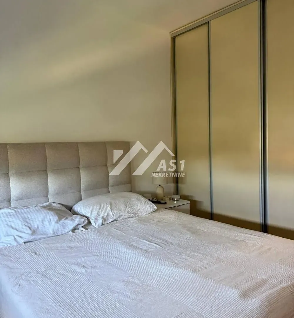 Izdavanje, trosoban stan, 60m², Petrovaradin, Novi Sad