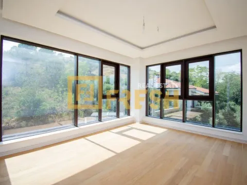 Prodaja, trosoban stan, 132m², Gornja Gorica, Podgorica - image 2