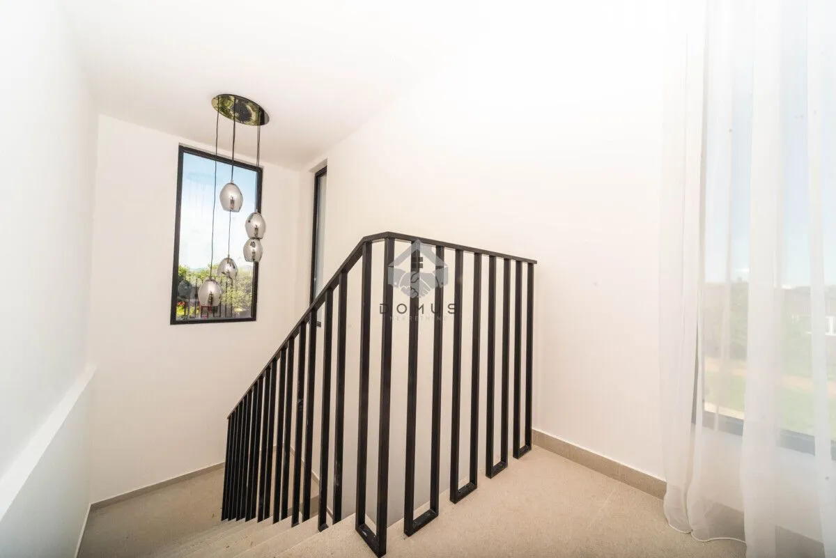 Rent, house, 225m², Gornja Gorica, Podgorica