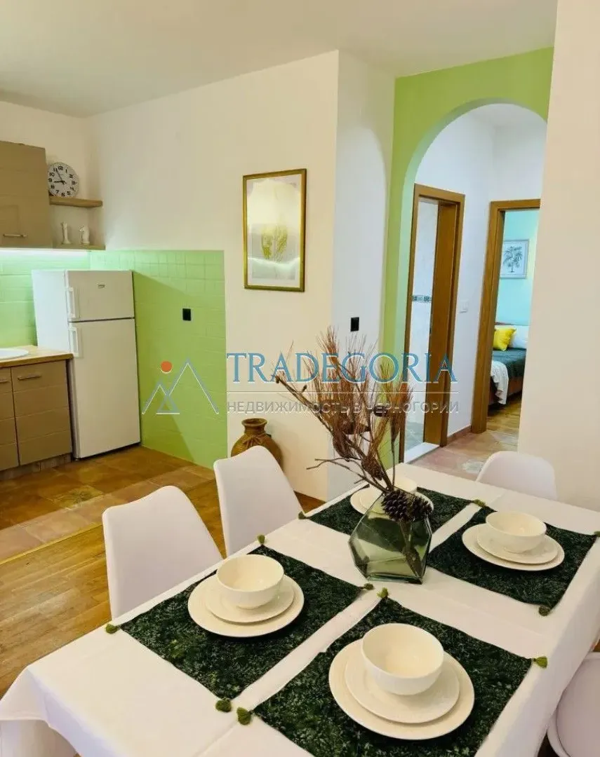 Prodaja, trosoban stan, 120m², Petrovac, Budva