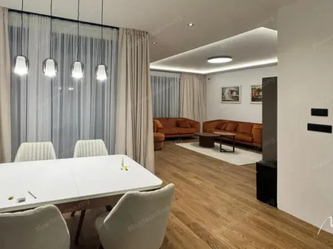 Prodaja, kuća, 225m², Gornja Gorica, Podgorica - image 2