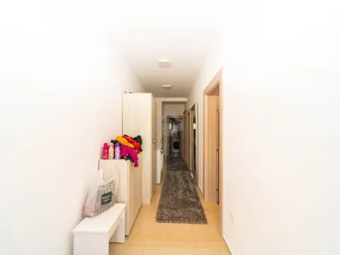 Rent, three bedroom apartment, 125m², Podgorica, Crna Gora - image 15