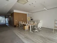 Izdavanje, poslovni prostor, 93m², City Kvart, Podgorica - image 1