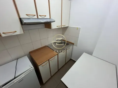Rent, office space, 46m², Bulevar Oslobodjenja, Novi Sad Sve Podlokacije - image 8