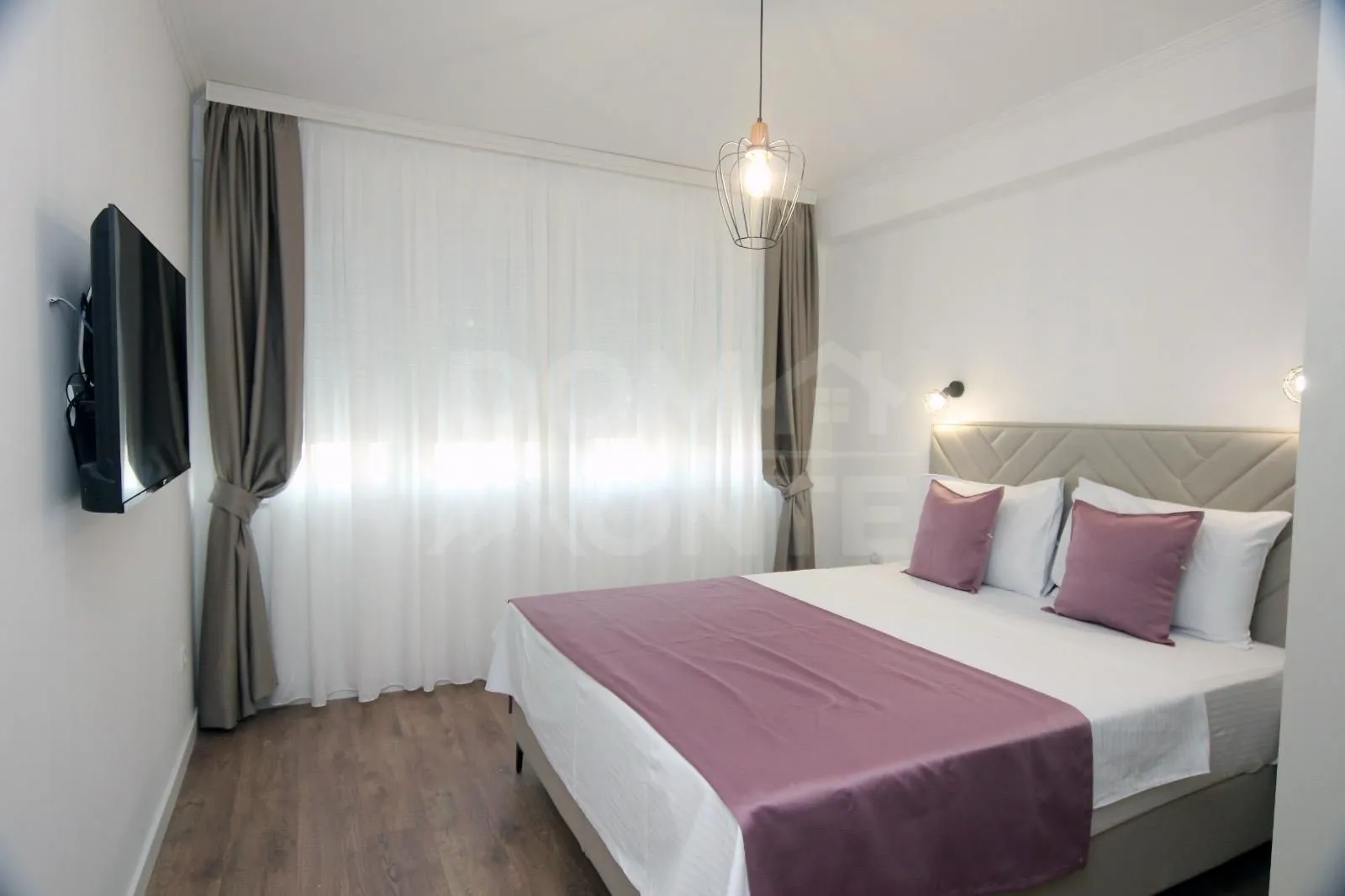 Rent, two bedroom apartment, 80m², Tivat, Crna Gora