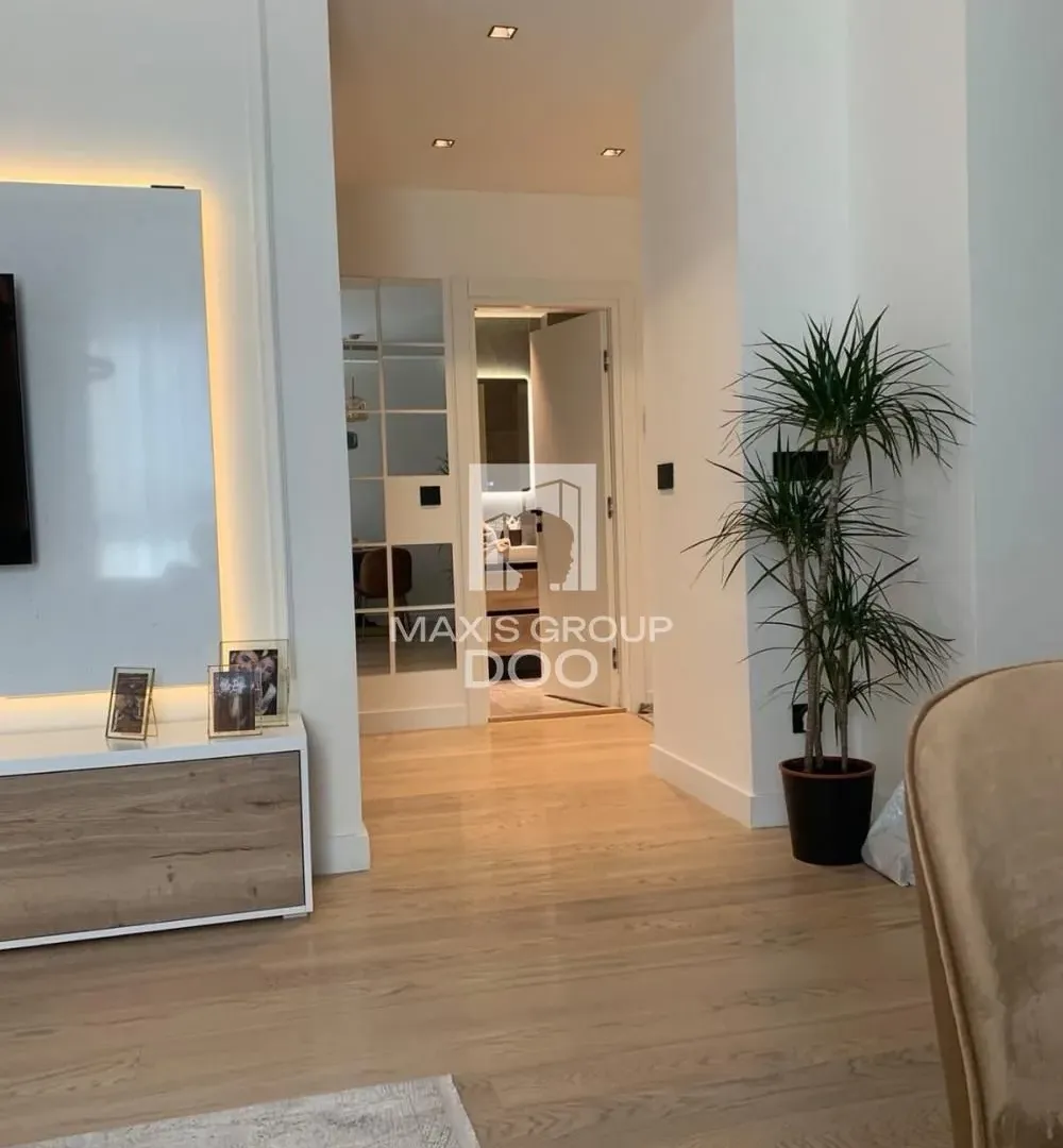 Sale, two bedroom apartment, 56m², Savski Venac, Beograd