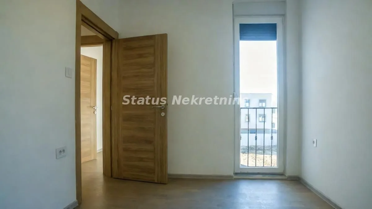 Prodaja, trosoban stan, 78m², Petrovaradin, Novi Sad