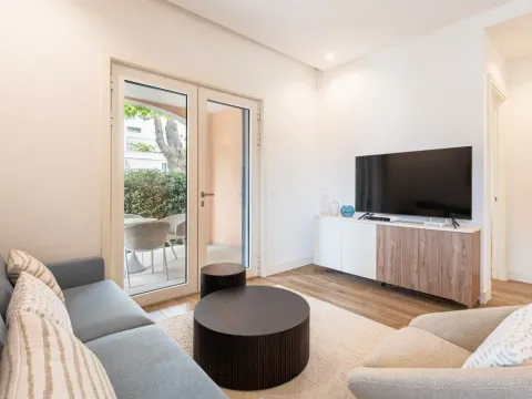 Prodaja, jednosoban stan, 56m², Luštica Bay, Tivat - image 2
