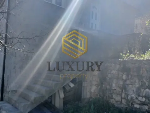 Prodaja, kuća, 106m², Škaljari, Kotor - image 2