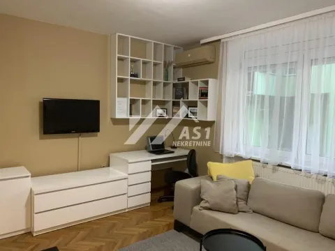 Izdavanje, jednosoban stan, 42m², Centar, Novi Sad - image 2
