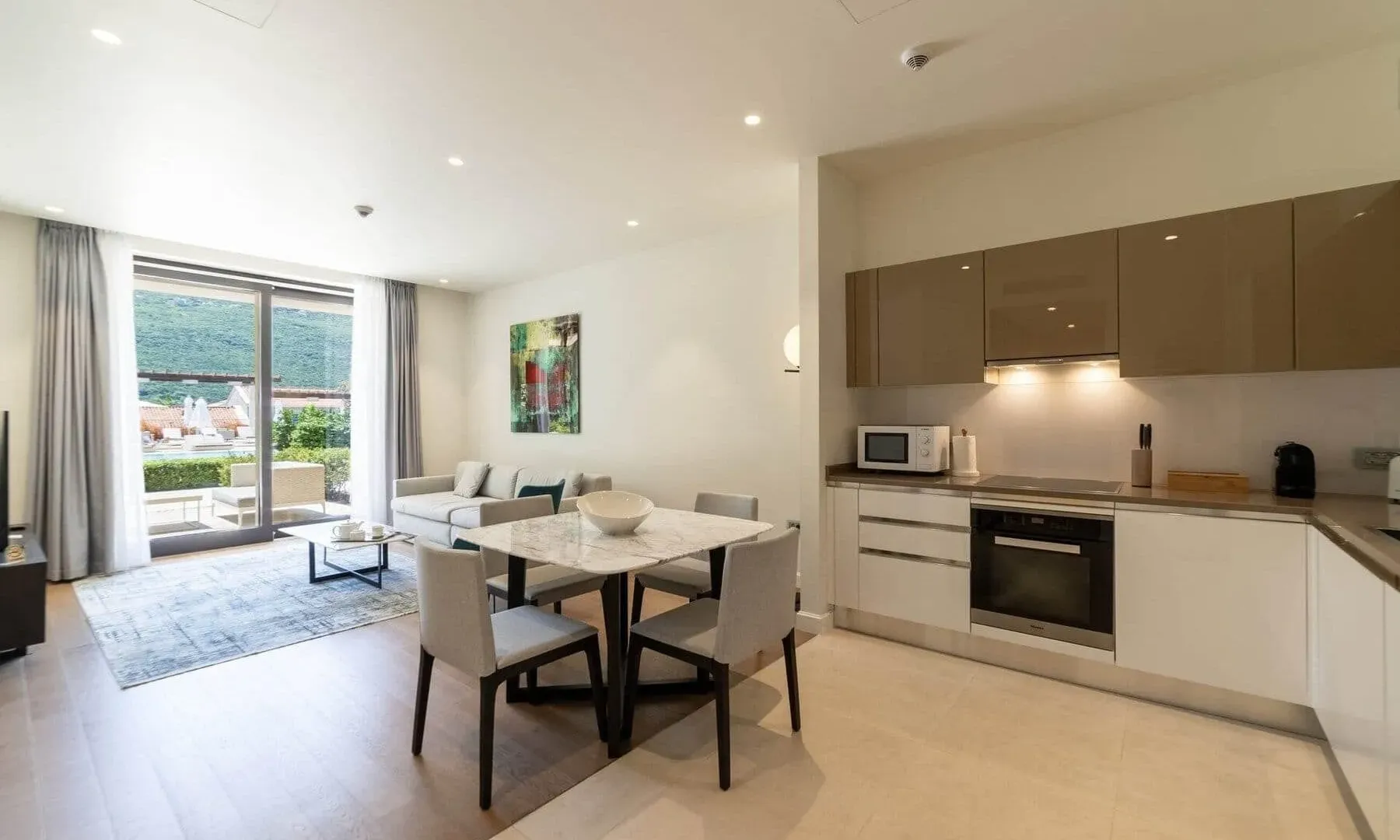 Prodaja, jednosoban stan, 90m², Portonovi, Herceg Novi