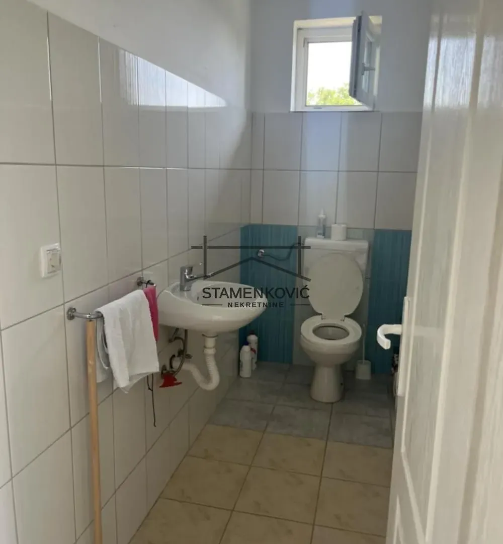 Prodaja, kuća, 214m², Kovilj, Novi Sad Sve Podlokacije