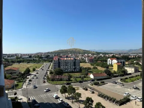 Izdavanje, jednosoban stan, 50m², Central Point, Podgorica - image 10