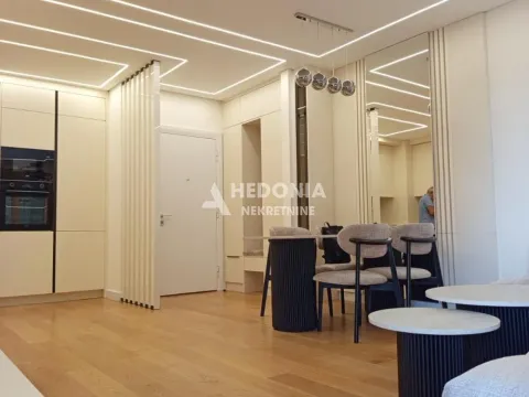 Sale, two bedroom apartment, 58m², Kalenić Pijaca, Vračar Sve Podlokacije - image 5