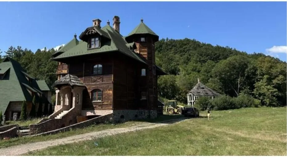 Prodaja, kuća, 918m², Sevojno, Užice