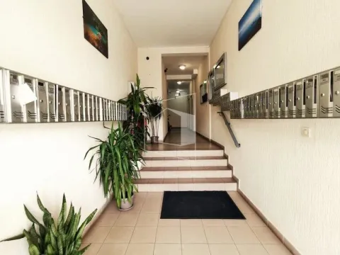 Rent, one bedroom apartment, 43m², Stari Aerodrom, Podgorica - image 12