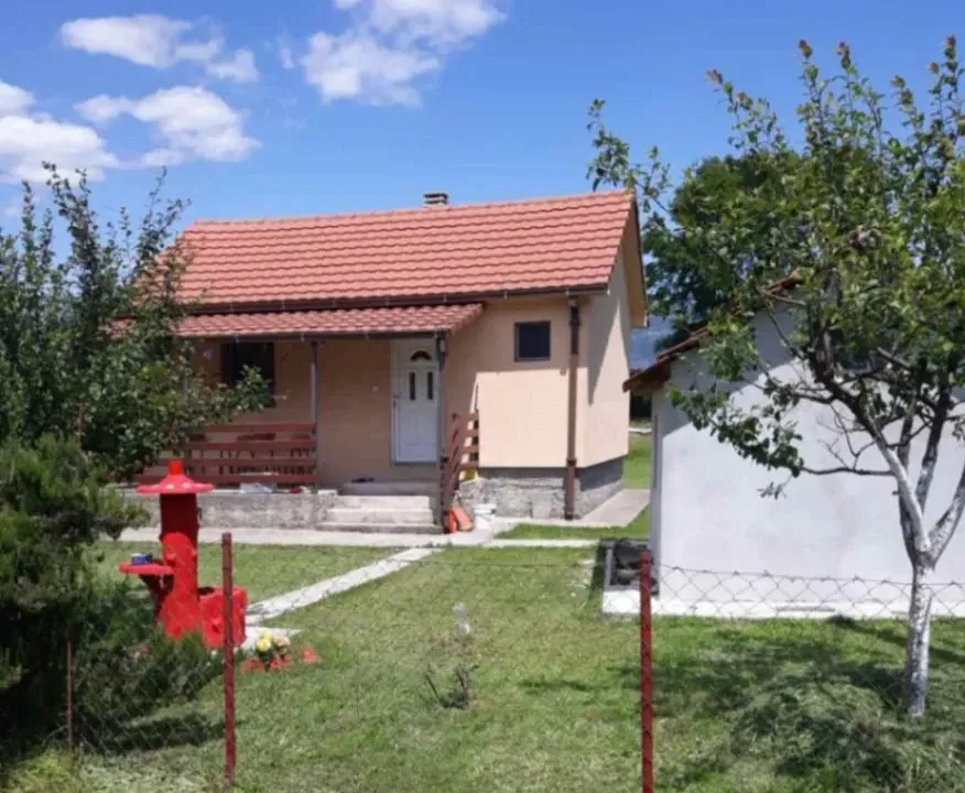 Prodaja, kuća, 47m², Ćurilac, Danilovgrad