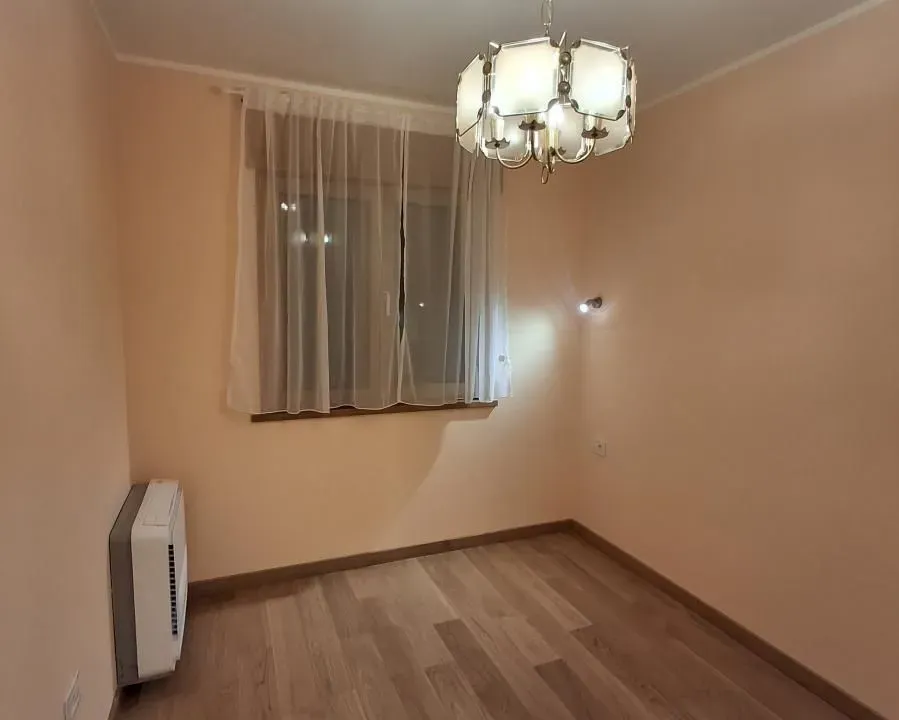 Izdavanje, poslovni prostor, 75m², Autokomanda, Voždovac Sve Podlokacije