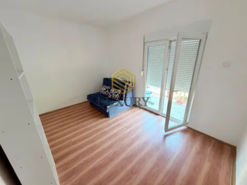 Rent, three bedroom apartment, 100m², Stari Aerodrom, Podgorica - image 6