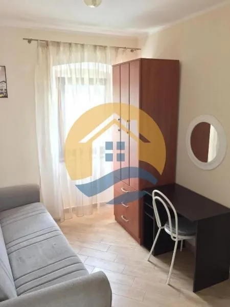 Prodaja, ugostiteljski objekat, 450m², Đenovići, Herceg Novi