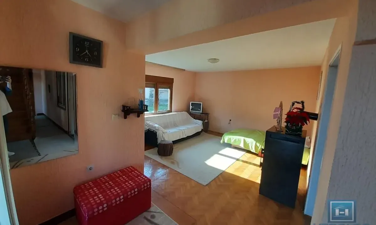 Prodaja, kuća, 265m², Ćuprija, Srbija