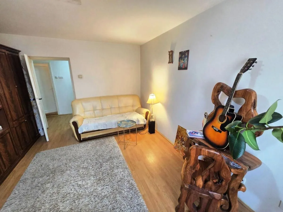 Rent, three bedroom apartment, 66m², Crveni Pevac, Niš