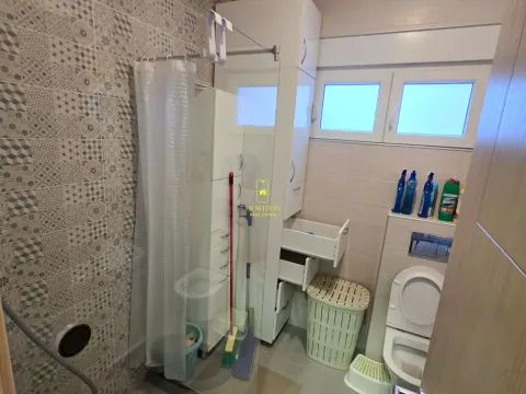 Rent, two bedroom apartment, 72m², Blok 9, Podgorica - image 6