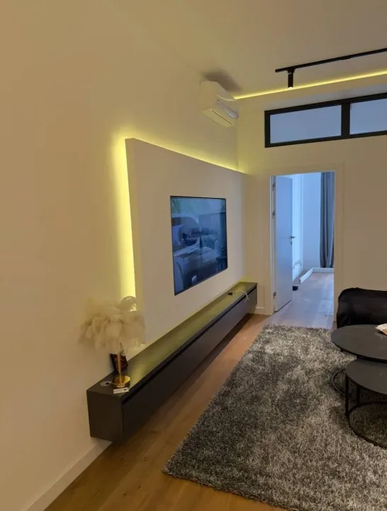 Prodaja, dvosoban stan, 78m², Soho City, Bar