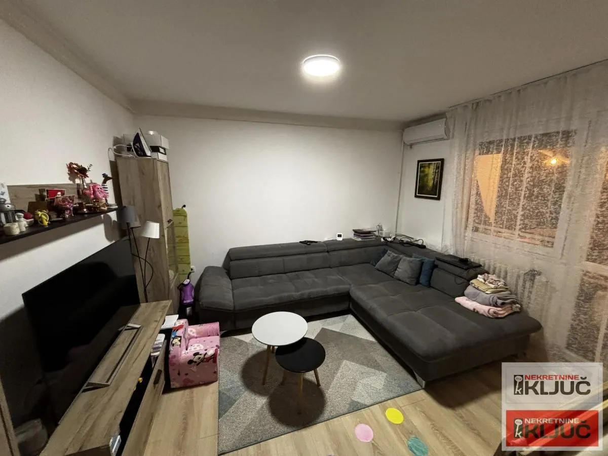 Prodaja, dvosoban stan, 59m², Novo naselje, Novi Sad