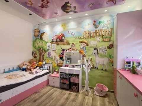 Prodaja, kuća, 165m², Petrovaradin, Novi Sad - image 30