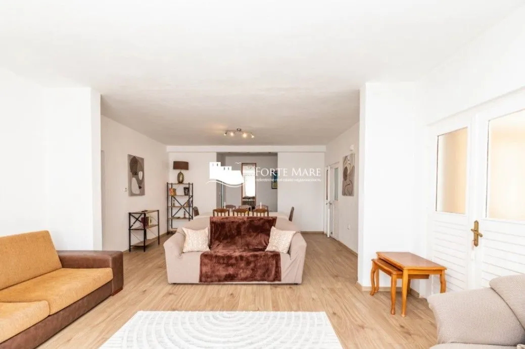 Prodaja, četvorosoban stan, 131m², Gomila, Herceg Novi