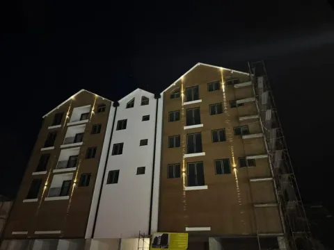 Sale, two bedroom apartment, 81m², Kolašin, Crna Gora - image 2