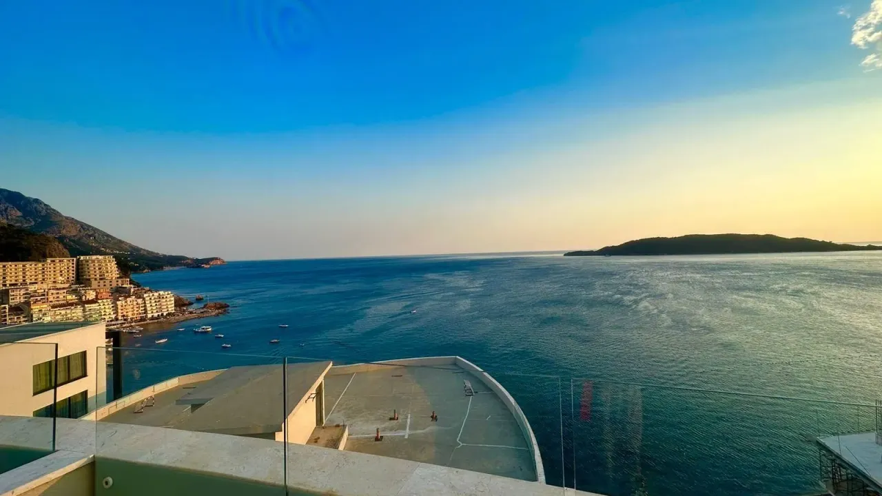 Sale, three bedroom apartment, 105m², Rafailovići, Budva