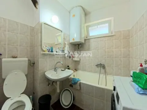 Prodaja, trosoban stan, 78m², Zvezdara Sve Podlokacije, Beograd - image 10