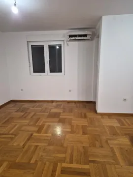 Prodaja, trosoban stan, 68m², Zabjelo, Podgorica - image 1