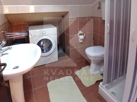 Izdavanje, dvosoban stan, 64m², Zagorič, Podgorica - image 7