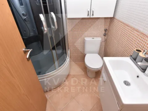 Rent, one bedroom apartment, 42m², 1 maj, Podgorica - image 12