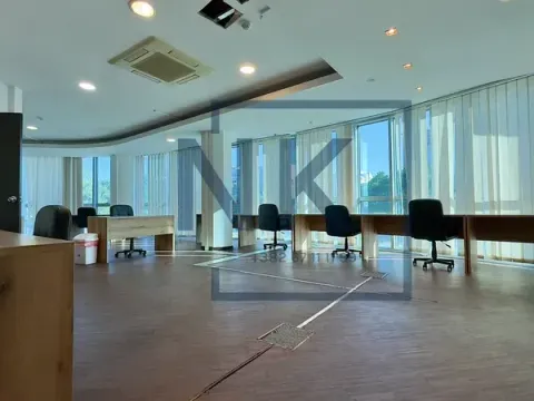 Izdavanje, poslovni prostor, 450m², Preko Morače, Podgorica - image 3