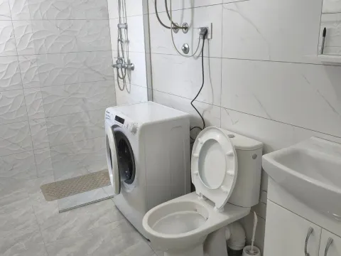 Rent, one bedroom apartment, 50m², Bjeliši, Bar - image 8
