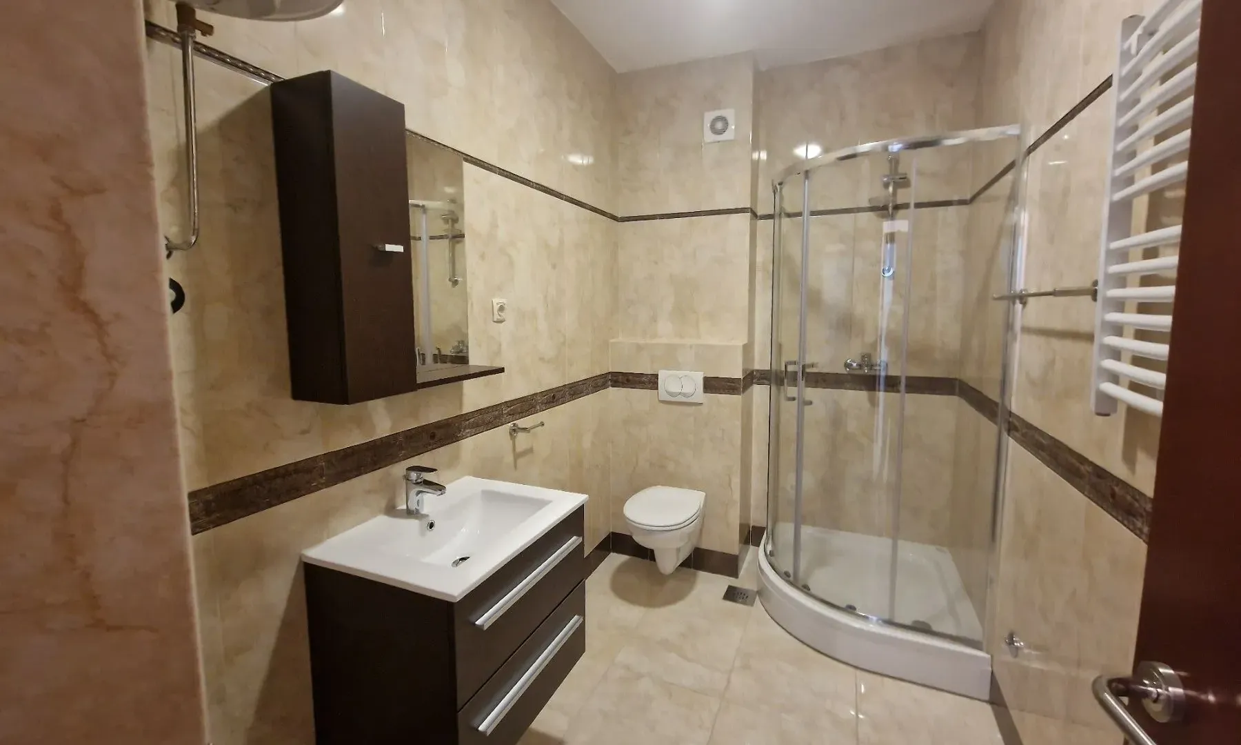 Sale, one bedroom apartment, 72m², Bečići, Budva