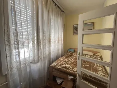 Prodaja, trosoban stan, 80m², Centar, Novi Sad - image 2