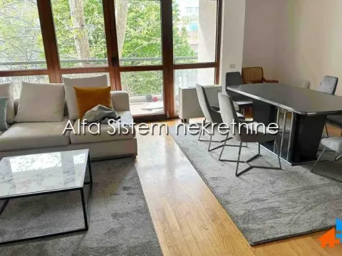 Izdavanje, četvorosoban stan, 120m², Kalenić Pijaca, Vračar Sve Podlokacije - image 4