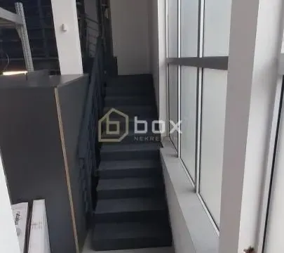 Sale, office space, 330m², Centar, Niš - image 8