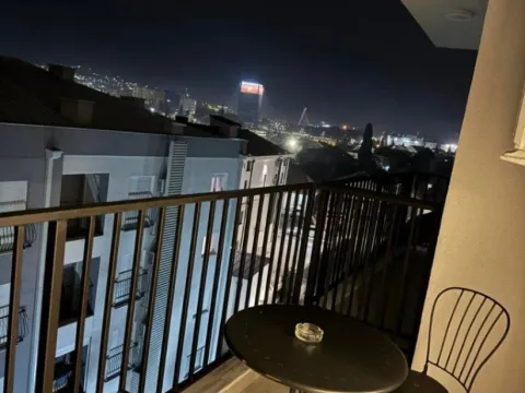 Izdavanje, jednosoban stan, 49m², Stara Varoš, Podgorica - image 2