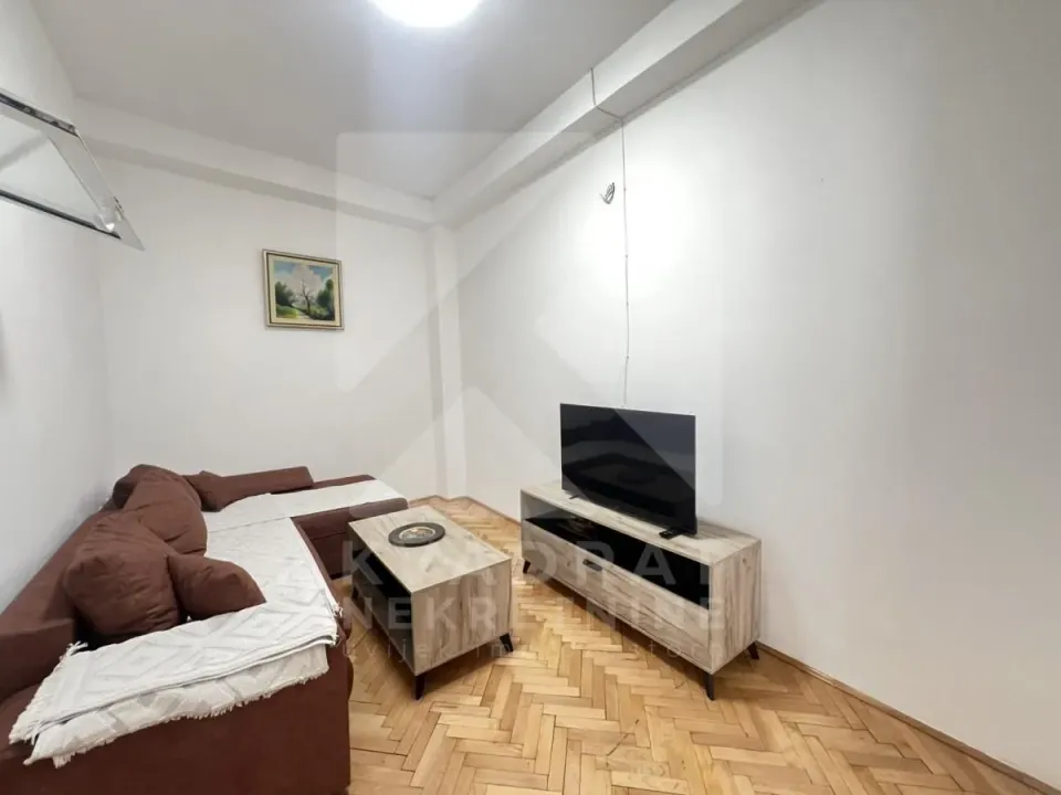 Rent, one bedroom apartment, 45m², Drač, Podgorica